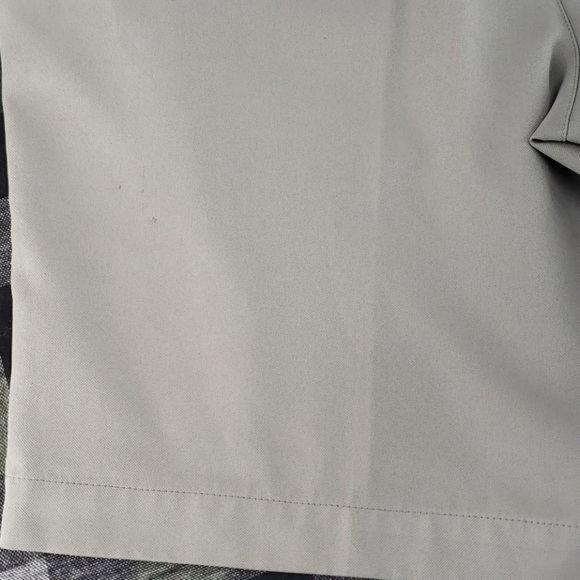 PGA Tour Men’s Gray Golf Shorts size 34w - Picture 5 of 7